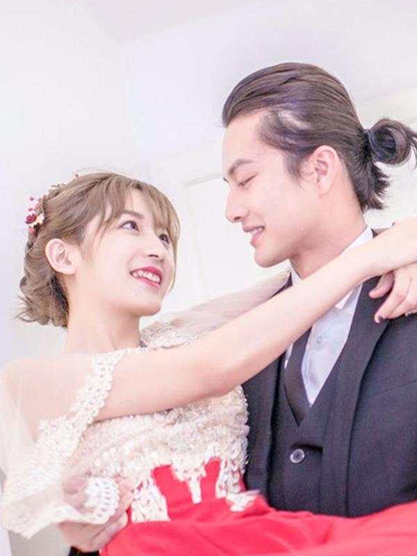 先生抱歉，我已婚丧偶 [db:作者] 漫画封面