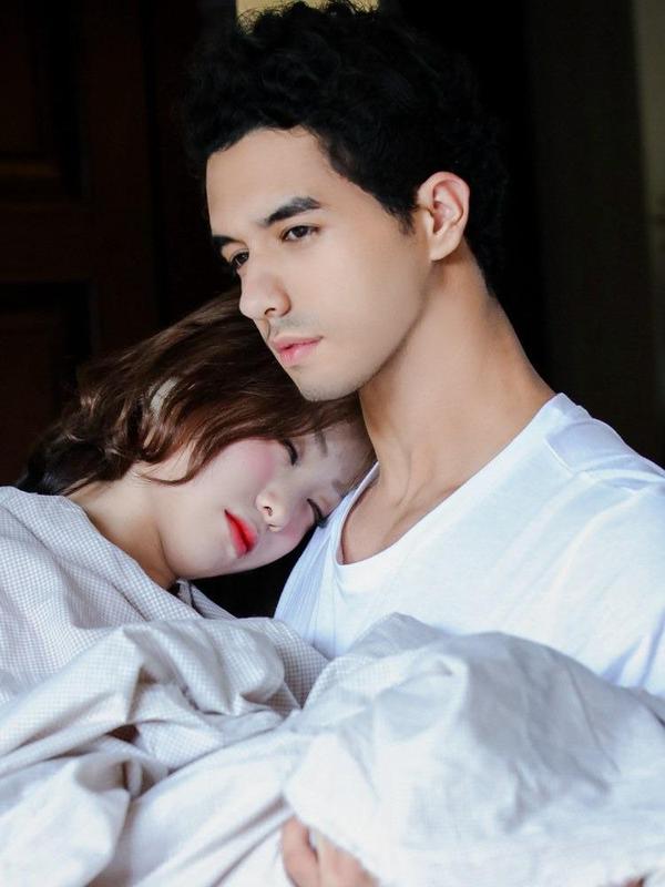 千吻之恋999真人漫 [db:作者] 漫画封面